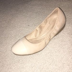 Naturalizer N5 comfort tan flats